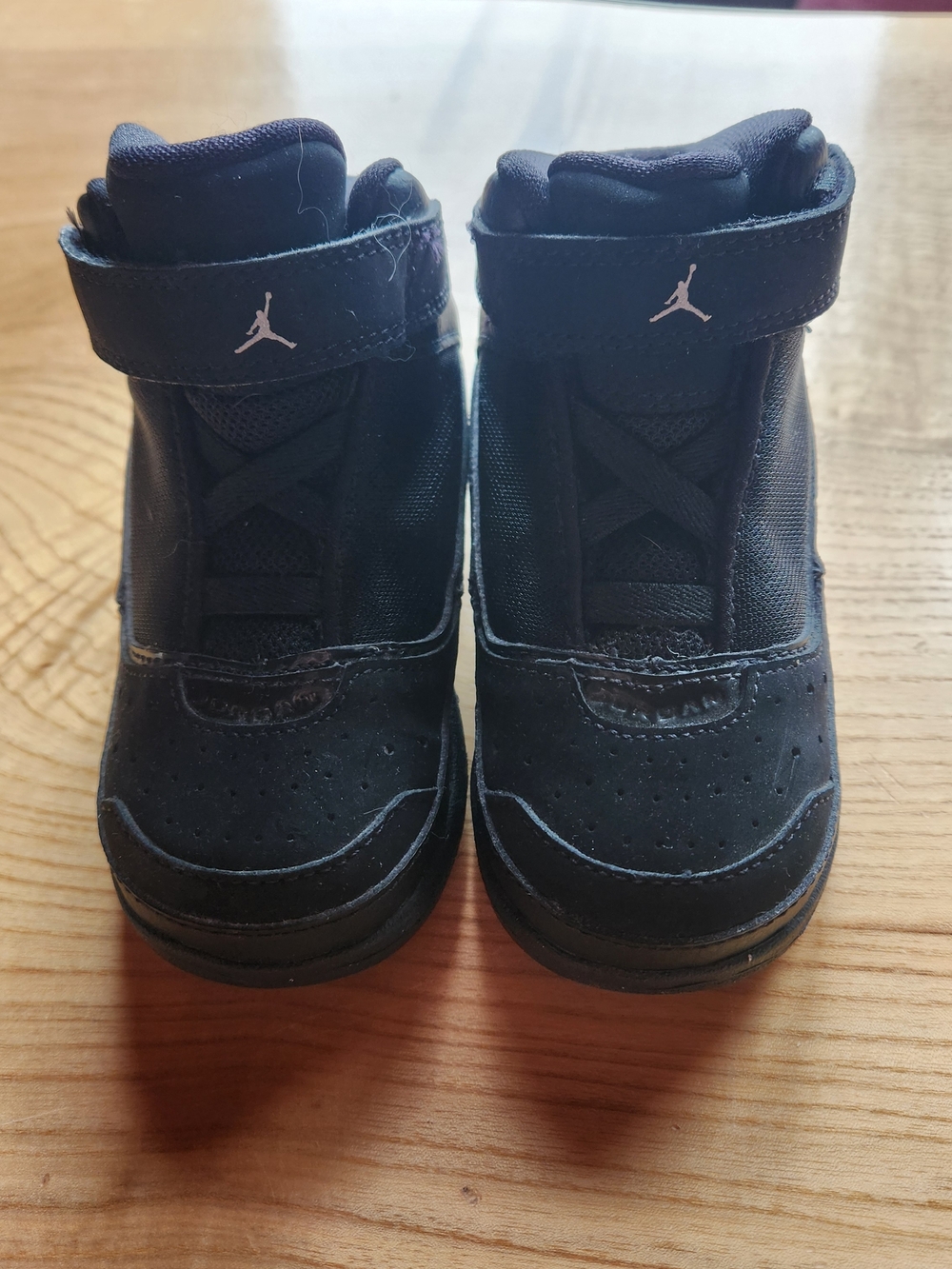 Jordan Kids Black High-Top Sneakers with Velcro Strap